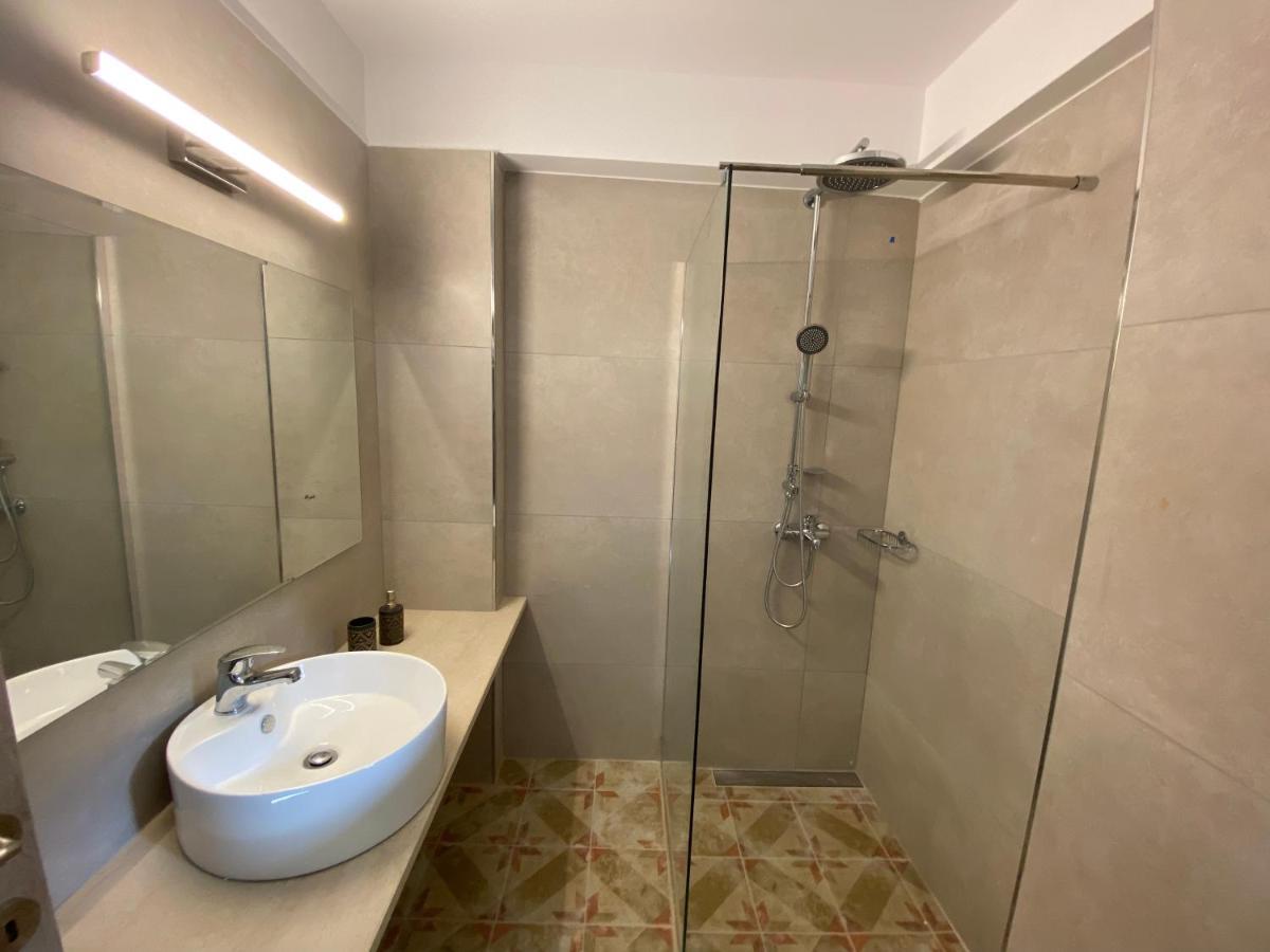 Mirovigli Family Rooms Lepedha Ngoại thất bức ảnh